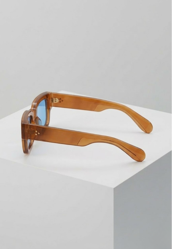 Solaris Bold Sunglasses – Amber Frame / Blue Lens