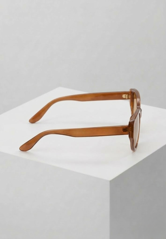 Caramel Cat-Eye Sunglasses – Brown Frame / Amber Lens