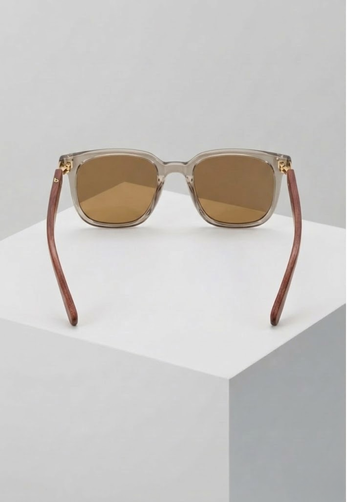 Walnut Classic Sunglasses – Grey